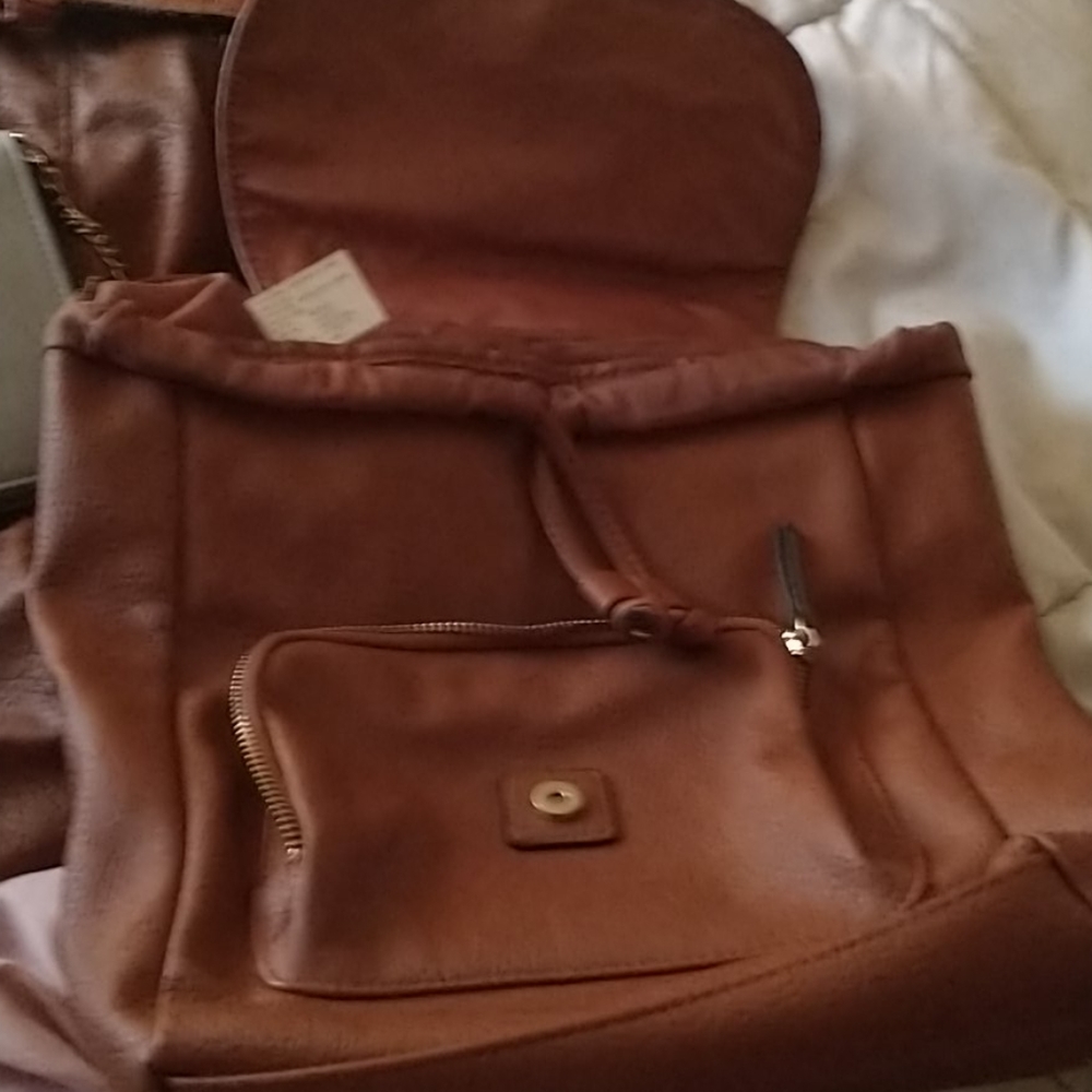 Women's backpack - Picture 2 of 4